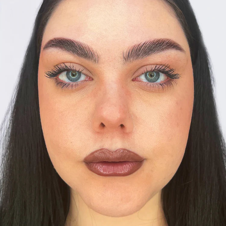 Layla Cosmetics - Miracle Shine Lasting Lipgloss Pencil