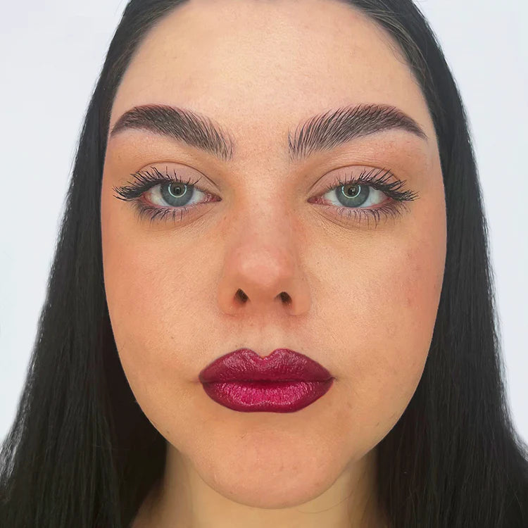 Layla Cosmetics - Miracle Shine Lasting Lipgloss Pencil