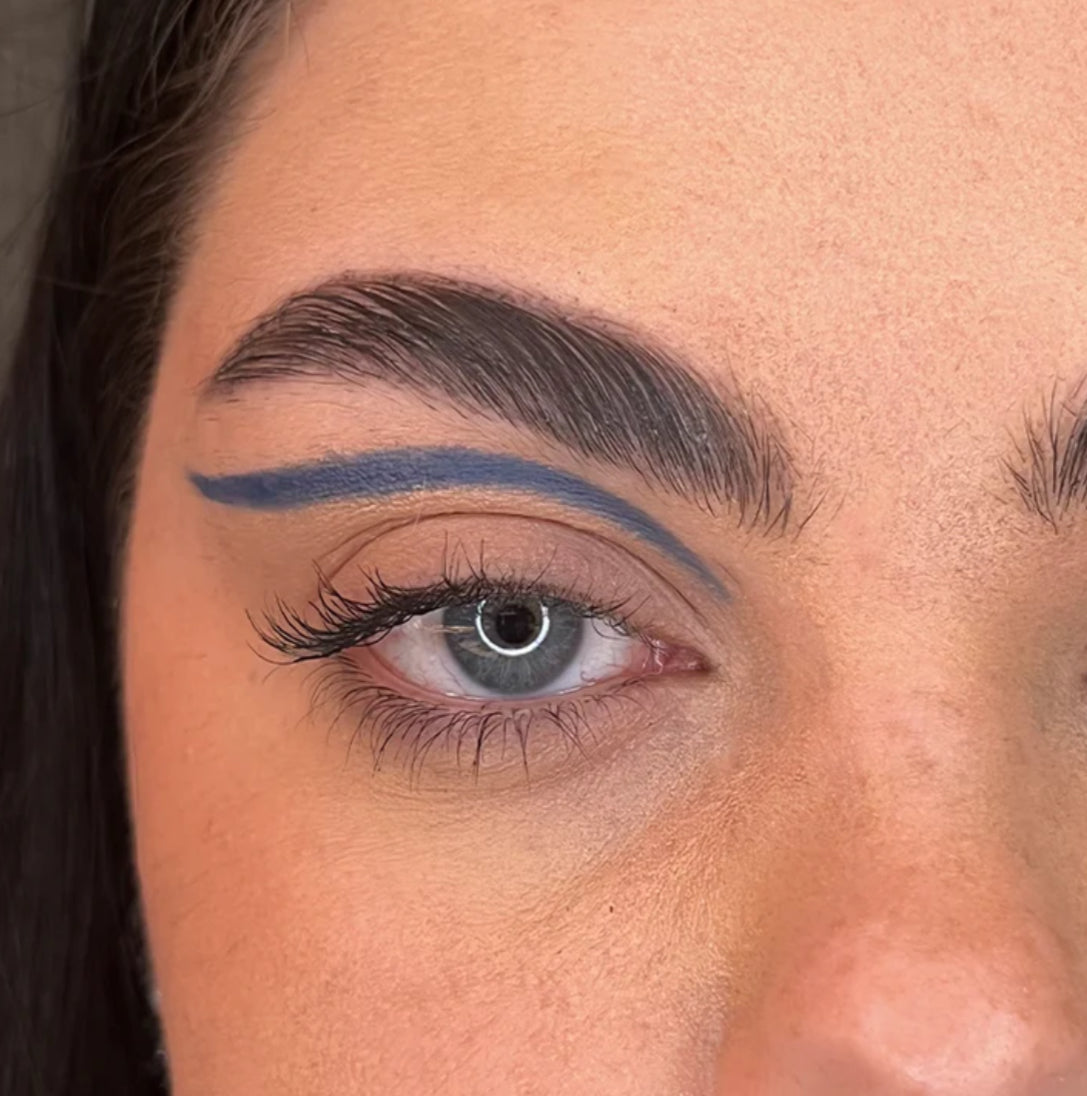 Layla Cosmetics - Micro-Eyeliner